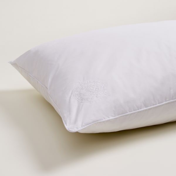 Soft Down Alternative Pillow