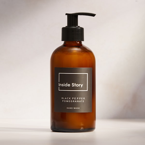 Black Pepper And Pomegranate Scented Hand Wash