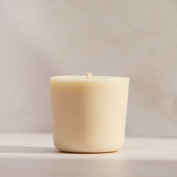 Black Pepper And Pomegranate Scented Signature Candle Refill